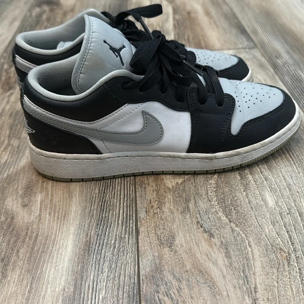 Nike sleek sneakers